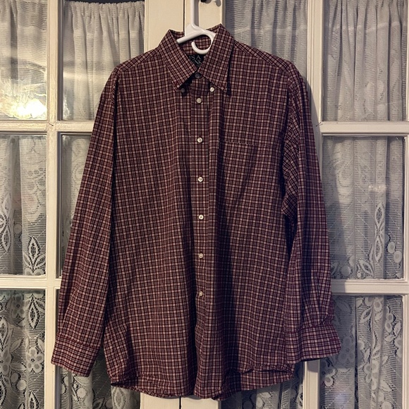 Jos A. Bank Men’s Red Plaid Long Sleeved Button Down Collared Fall Shirt Size M - Picture 1 of 3